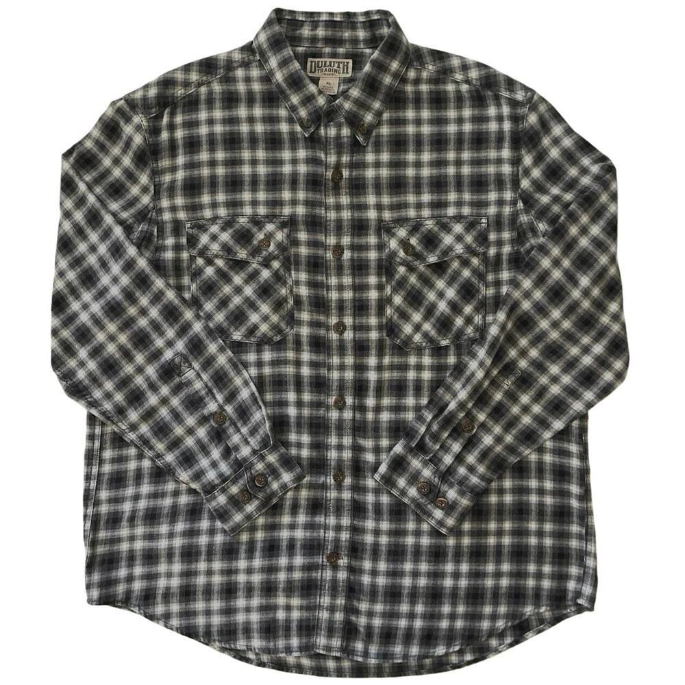 Duluth Trading Flannel Shirt Mens Size XL Free Swingin Black Check Pockets Chore